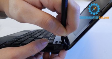 Hướng dẫn thay khung màn hình cho máy Asus 1015E-DS03