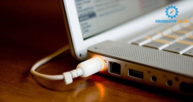 Hướng dẫn cách sạc máy tính xách tay mới đúng cách