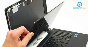 Có nên thay màn hình LCD cũ giá rẻ cho laptop hay không?