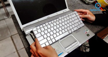 Hướng dẫn cách thay bàn phím laptop tại nhà chỉ với 5 phút