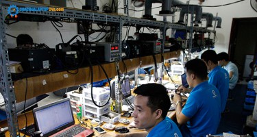 Tại sao sạc pin laptop có báo sạc nhưng máy không lên % pin nào?