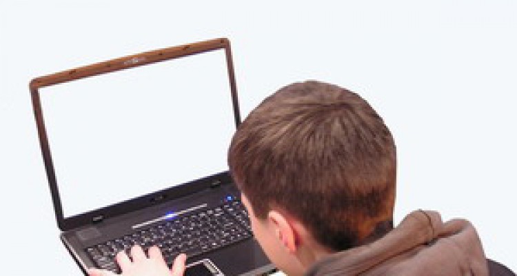 Windows 8 chặn trẻ em xem web đen