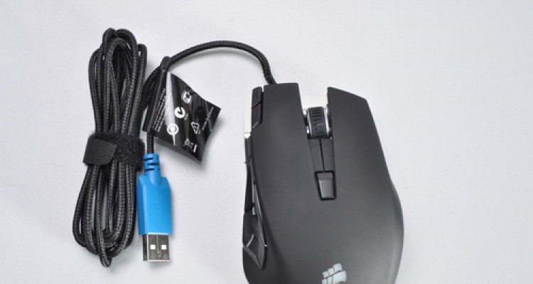 Chuột chơi game Corsair Vengeance M90