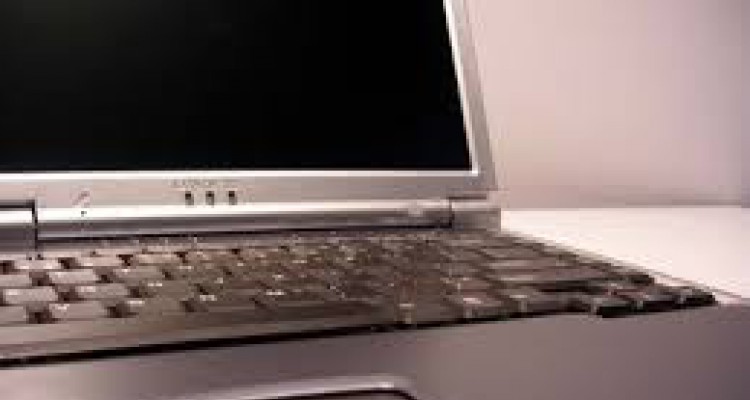 Lỗi bật Laptop nhưng không lên