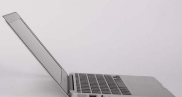 Máy tính Apple MacBook Air 2012 về Việt Nam