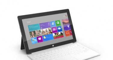 Microsoft lần đầu trình làng tablet chạy Windows 8