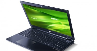 Acer giới thiệu ultrabook 15-inch có ổ DVD