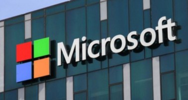 Microsoft đề nghị tính phí đối với Office, Teams