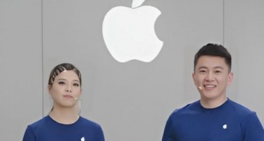 Apple lần đầu tiên livestream bán hàng