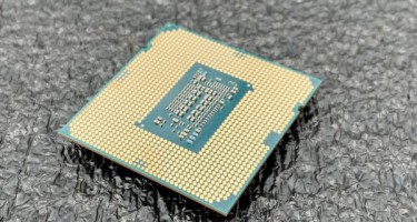 Công ty Trung Quốc biến chip Intel thành chip nội địa