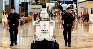 Singapore triển khai robot tuần tra