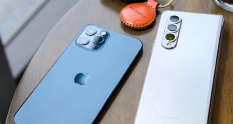 Doanh số smartphone tại Mỹ sụt giảm 24%