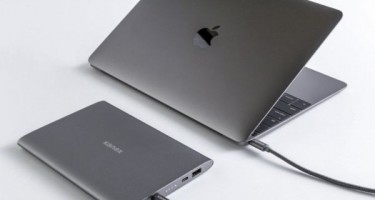 Vì sao nên dùng sạc dự phòng cho laptop?