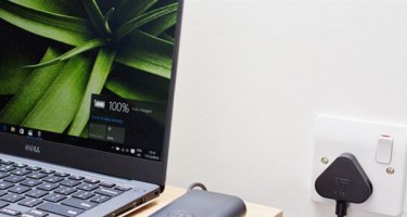 3 sai lầm tàn phá pin laptop nhanh chóng