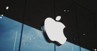 Apple mất hàng triệu USD mỗi ngày cho AI