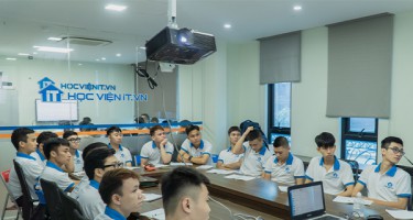 Có nên học sửa chữa máy tính như một nghề nghiệp lâu dài cho tương lai hay không?