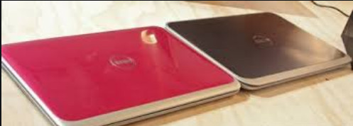 Lớp nhựa ở mặt trên của phiên bản Inspiron 13z có thể tháo rời để thay đổi màu sắc