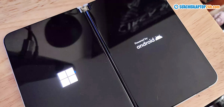 Surface Duo Go sẽ chạy vi xử lý Qualcomm SoC