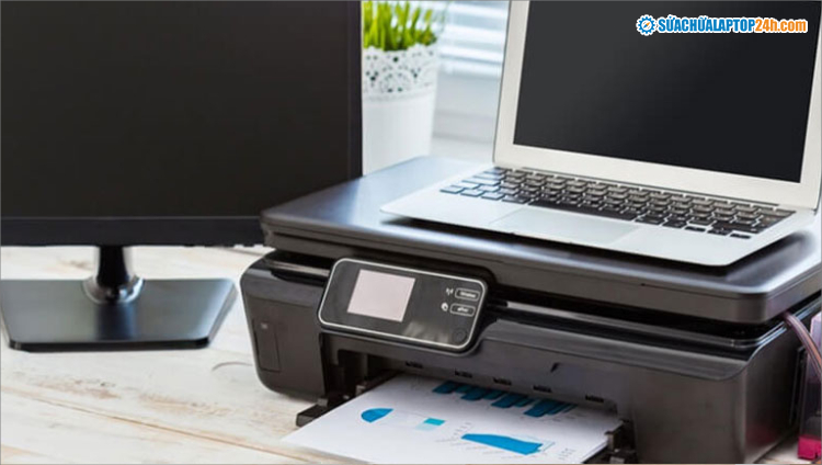 Vị trí đặt máy in và laptop