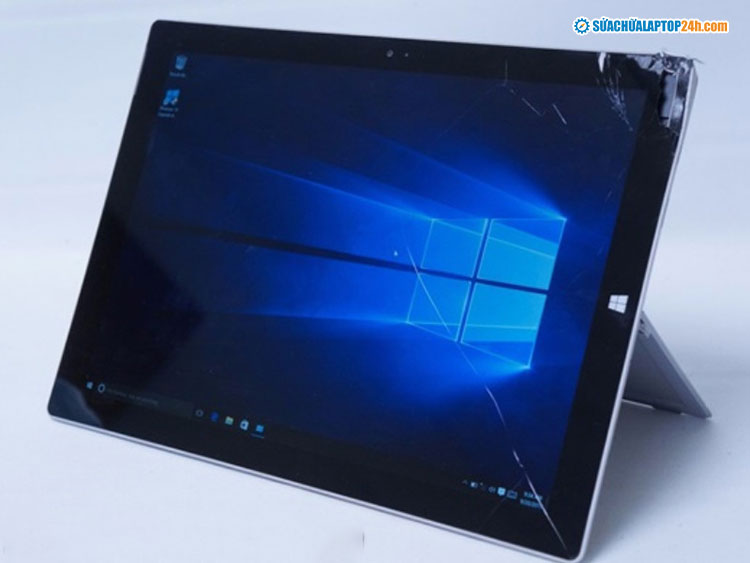 Surface Pro 5 bị vỡ màn hình