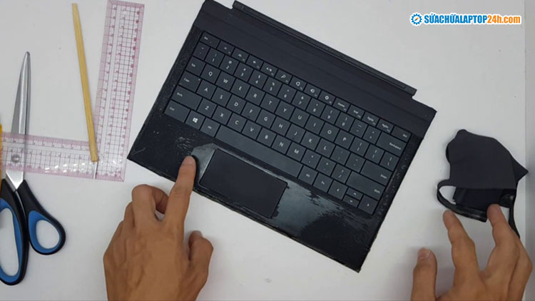 Dịch vụ vệ sinh Surface Pro, Laptop tại Sửa chữa Laptop 24h mang đến diện mạo mới