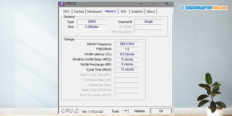 Chọn Memory. CPU-Z sẽ giúp bạn hiểu về RAM của laptop