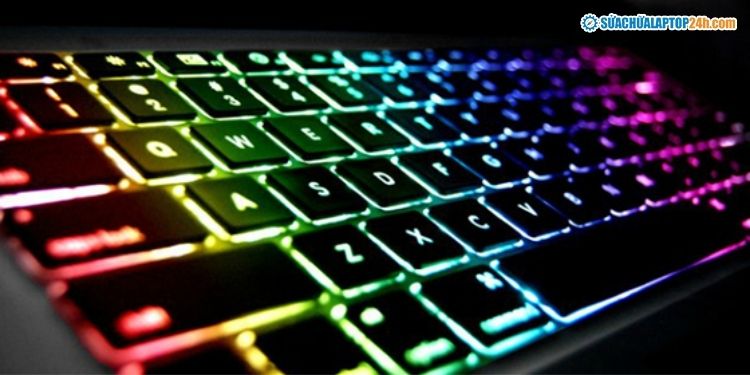 Laptop gaming mới được trang bị đèn nền bàn phím nhiều màu