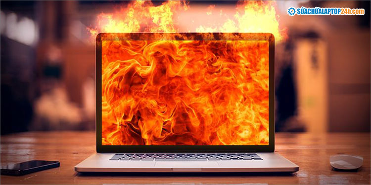 Laptop quá nóng có thể là nguyên nhân khiến laptop mở không lên nguồn