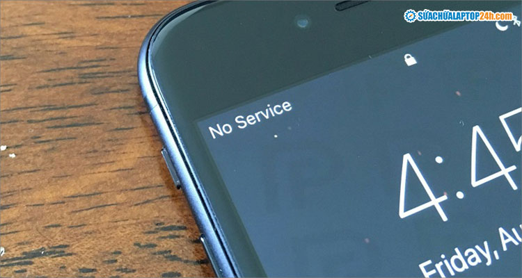 Điện thoại bị lỗi sim không có dịch vụ, khiến người dùng không thể liên lạc với người khác