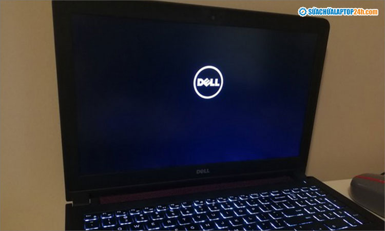 Laptop bị treo đơ do virus hoặc sự cố phần mềm