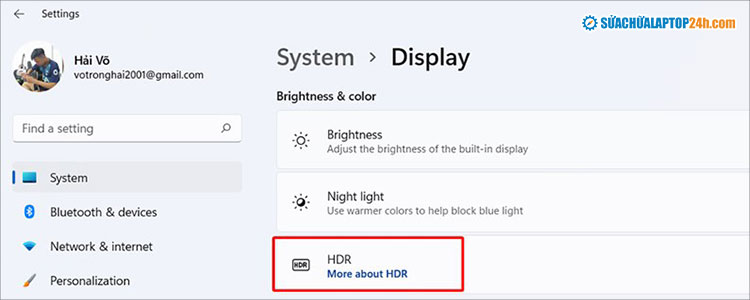 Chọn HDR để truy cập cài đặt chế độ HDR trên màn hình máy tính