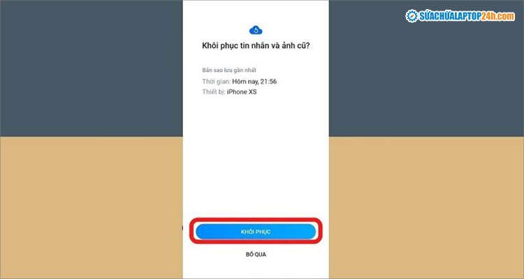 Nhấn Khôi phục để đồng bộ tin nhắn Zalo giữa 2 điện thoại