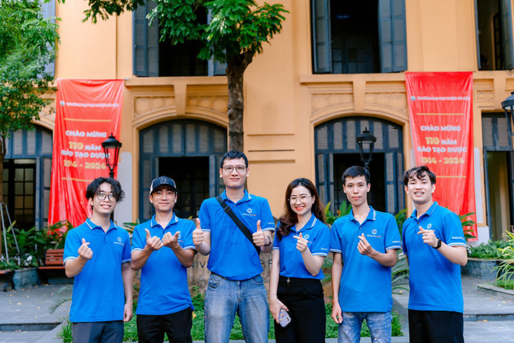 Sửa chữa Laptop 24h hân hạnh là Nhà tài trợ hiện vật Chương trình Sắc Hồng Blouse 19 