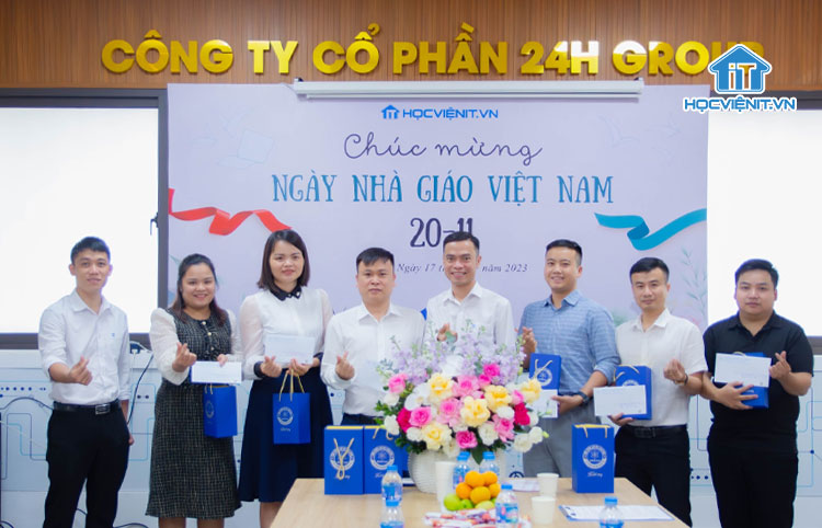 Đội ngũ giảng viên của trung tâm dạy sửa chữa máy tính Học viện IT