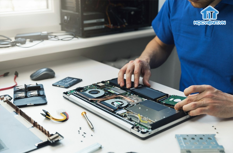 Học nghề sửa chữa máy tính, laptop là một trong những con đường có nhiều cơ hội phát triển