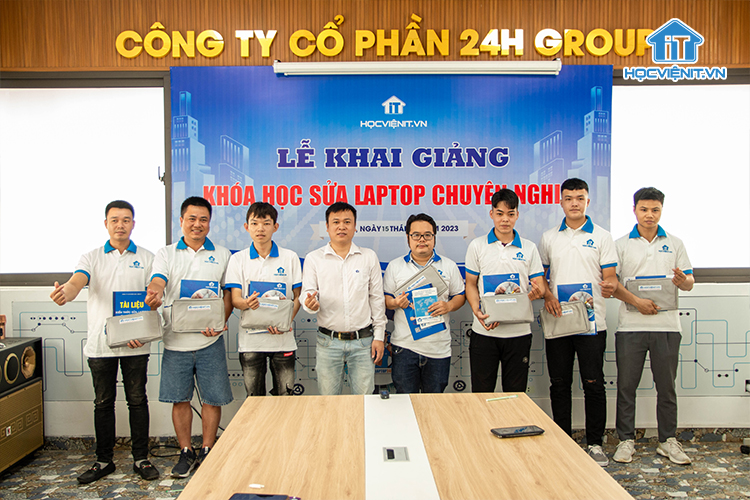 Cơ hội trở thành những chuyên viên kỹ thuật sửa chữa laptop chuyên nghiệp với Học viện iT