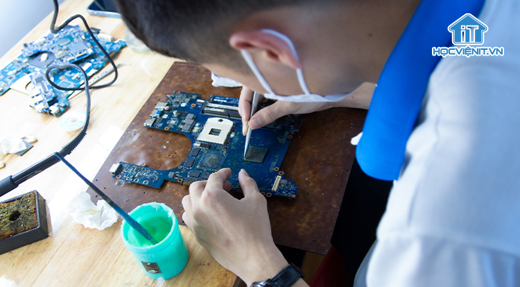 Học nghề sửa chữa máy tính tại Hà Nội