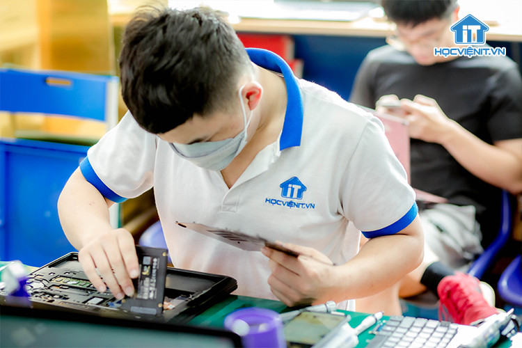 Học nghề sửa chữa máy tính chuyên nghiệp tại Học viện iT