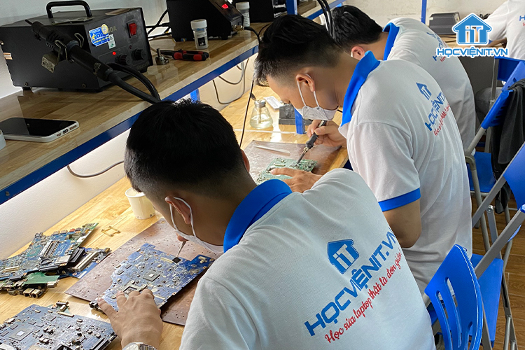 Học viên tại Học viện iT