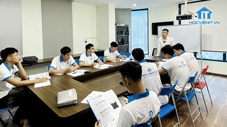 Ưu đãi học phí cho học viên thuộc diện chính sách