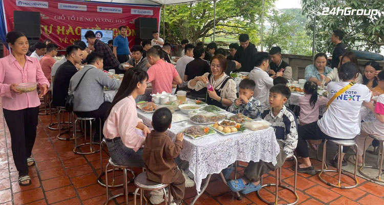 Bữa cơm quê tại nhà anh Tài, anh Tưởng