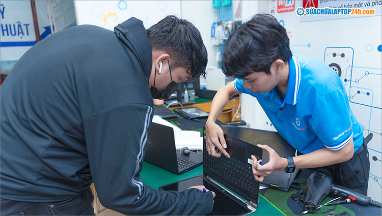 Sửa chữa Laptop 24h cam kết bảo toàn nguyên vẹn linh kiện máy