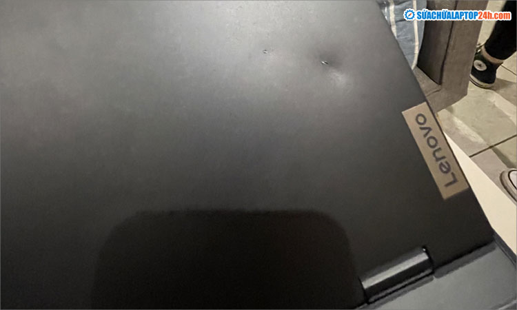 Vỏ nhôm khi đã bị móp thì rất khó khôi phục