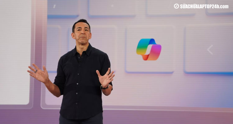 Phó Chủ tịch điều hành Microsoft Yusuf Mehdi