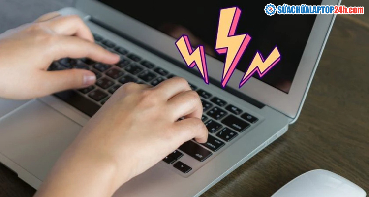 Máy tính kêu bíp liên tục màn hình không lên