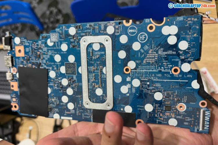 Sửa Chữa Laptop 24h khắc phục miễn phí các lỗi main cho anh Hậu
