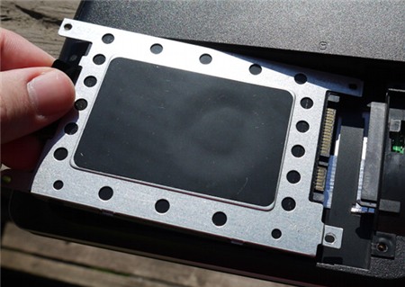 Khắc phục triệu chứng hư hỏng thường gặp trên laptop