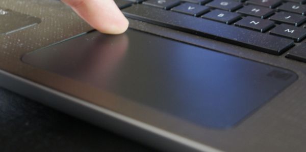 Nguyên nhân và giải pháp khi Touchpad laptop bị hỏng