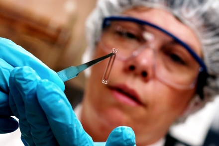 Chip chạy bằng ánh sáng, nhiệt và rung động