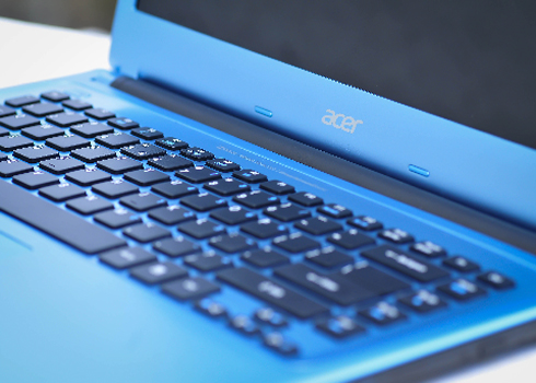 Acer trình làng laptop thời trang Aspire V5